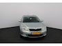 Skoda Octavia Combi 1.4 TSI Elegance Business Line/ Trekhaak/ 17'' LMV/ Xenon/ Media-Scherm/ Clima/ Cruise/ Elek. pakket/ Isofix/ Bluetooth/ Armsteun/ Multi. LEDER. Stuur/ Mistl./ PDC V+A/ Extra getint glas/ Dakrails.