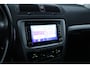 Skoda Octavia Combi 1.4 TSI Elegance Business Line/ Trekhaak/ 17'' LMV/ Xenon/ Media-Scherm/ Clima/ Cruise/ Elek. pakket/ Isofix/ Bluetooth/ Armsteun/ Multi. LEDER. Stuur/ Mistl./ PDC V+A/ Extra getint glas/ Dakrails.