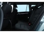 Skoda Octavia Combi 1.4 TSI Elegance Business Line/ Trekhaak/ 17'' LMV/ Xenon/ Media-Scherm/ Clima/ Cruise/ Elek. pakket/ Isofix/ Bluetooth/ Armsteun/ Multi. LEDER. Stuur/ Mistl./ PDC V+A/ Extra getint glas/ Dakrails.