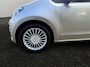 Volkswagen Up! 1.0 high up! BlueMotion VW UP in nieuwstaat met lage KM 65000 NAP Automaat