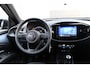 Toyota Aygo X 1.0 VVT-i MT First / Carplay / Lage Km-stand / Stoelverwarming / LM velgen