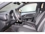 Toyota Aygo X 1.0 VVT-i MT First / Carplay / Lage Km-stand / Stoelverwarming / LM velgen