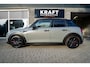 MINI Cooper 5-Deurs 1.5 Chili Serious Business | PANO | Black Edition | Camera + PDC | LED Ring | Union Jack |