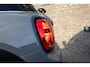 MINI Cooper 5-Deurs 1.5 Chili Serious Business | PANO | Black Edition | Camera + PDC | LED Ring | Union Jack |