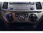 Hyundai i20 1.2i i-Vision | Parkeersensoren | Cruise control | Stuurbediening | Airco | CD/USB Plug-in | Climate control | Achteruitcamera |