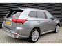 Mitsubishi Outlander 2.4 PHEV Instyle Opendak, Adaptive Cruise