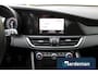 Alfa Romeo Giulia 2.2 Leder Navi zeer netjes.