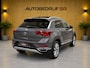 Volkswagen T-Roc 1.5 TSI Style Facelift Pano! Elektrische Kofferklep! IQ Lights! Memory Stoelen! Stoelverwarming!