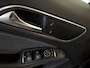 Mercedes-Benz GLA 200 Edition 1 Automaat Navi Xenon Leder Mooi!
