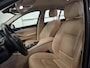 BMW 5-Serie 523i Executive 2e Eigenaar Leder Navi Head-up Elek stoelen Mooi!