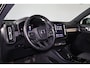 Volvo XC40 B3 Plus Dark - IntelliSafe Assist & Surround - 360º Camera - Harman/Kardon audio - Verwarmde voorstoelen - Parkeersensoren voor & achter - Draadloze tel. lader - Extra getint glas - Inklapbare trekhaak - 18' LMV