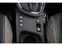 Toyota Yaris Cross 1.5 Hybrid 130 Executive, Bi-Tone, BSM, Keyless, Half Leder, Stuur & Stoel & Voorruit verwarming!