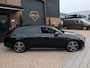 Mercedes-Benz CLA Shooting Brake 200 Business Solution AMG Panorama Dak bom volle opties! Zeer Nette!