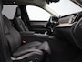 Volvo XC90 2.0 T8 Plug-in hybrid AWD Ultra Dark Luchtvering / Panorama dak / Stuurverwarming- Stoelverwarming- koeling- massage / Trekhaak / Memory seats / Head-up display /