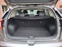 Kia Niro Hybrid 1.6 GDi Edition. Dealer onderhouden. O.a. schuifdak trekhaak, camera, stoel- & stuurverw, navigatie, carplay, etc.