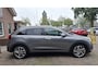 Kia Niro Hybrid 1.6 GDi Edition. Dealer onderhouden. O.a. schuifdak trekhaak, camera, stoel- & stuurverw, navigatie, carplay, etc.