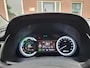 Kia Niro Hybrid 1.6 GDi Edition. Dealer onderhouden. O.a. schuifdak trekhaak, camera, stoel- & stuurverw, navigatie, carplay, etc.
