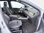 Mercedes-Benz B-klasse 180 Business Solution AMG | Panoramadak | Navigatie | Apple CarPlay/Android Auto |