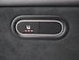 Mercedes-Benz A-klasse 180 Star Edition AMG Line | Night | Multibeam | Panoramadak | Sfeerverlichting | Stoelverwarming | Achteruitrijcamera |