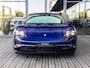 Porsche Taycan 4S Performance 84 kWh | SOH 94% | SPORTCHRONO | PDLS + | PANORAMADAK | BOSE AUDIO | 18-WEG STOELEN | PASM LUCHTVERING | 360 CAMERA | KEYLESS | STOELVERWARMING VOOR EN ACHTER | BTW AUTO | GENTIAANBLAUW METALLIC | AMBIENTVERLICHTING | NL GELEVERD | 1E EIGENAAR |