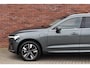 Volvo XC60 T6 Plug-in hybrid AWD Plus Bright | Head-Up Display | Achterbank Verwarmd | Panoramadak |