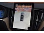Volvo XC60 T6 Plug-in hybrid AWD Plus Bright | Head-Up Display | Achterbank Verwarmd | Panoramadak |