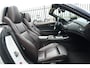 BMW Z4 Roadster | 245 PK | Nieuwe Motor | Bi-xenon | 19" velgen | Leder | PDC | NAV | Stoelverwarming | BMW Z4 Roadster sDrive28i Executive met 245 PK en een 2.0-liter viercilinder benzinemotor, voorzien van luxe lederen bekleding, elektrisch verstelbare bestuurdersstoel met geheugen, verwarmde