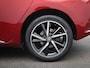 Toyota Auris 1.8 Hybrid Black Edition | Achteruitrijcamera | Climate Control | Sportstoelen |