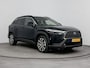 Toyota Corolla Cross Hybrid 140 Style | Half Lederen bekleding | Dealeronderhouden | NL auto | Stoelverwarming | Dodehoek detectie | Parkeersensoren voor+achter | elektrische Achterklep |