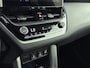 Toyota Corolla Cross Hybrid 140 Style | Half Lederen bekleding | Dealeronderhouden | NL auto | Stoelverwarming | Dodehoek detectie | Parkeersensoren voor+achter | elektrische Achterklep |
