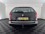 Renault Laguna Grand Tour 2.0-16V Privilège ( Phase II-Facelift ) Aut. *PANO | LEATHER-FABRIC | SPORTSEATS | NAVI-FULLMAP | CABASSE-AUDITORIUM | ECC | CRUISE | TOWBAR | 17''ALU*