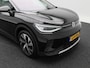 Volkswagen ID.4 Pro Business 77 kWh 286 Pk | Stoel/Stuurverwarming | Trekhaak | Camera | Adaptive Cruise | Navigatie | 20 Inch | 25.891 Km !!