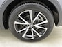 Toyota C-HR / C-HR+ 2.0 Plug-in Hybrid 220 Dynamic | BTW voertuig | Dealer onderhouden | Stoel+stuurverwarming | Dodehoek detectie | Parkeersensoren voor+achter | Navigatie | Apple CarPlay/Android Auto |