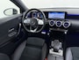Mercedes-Benz A-klasse 250e AMG // Camera // Keyless Entry // Sfeerverlichting // Wide Screen // Cruise Controle //