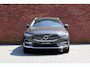 Volvo XC60 2.0 T6 Plug-in hybrid AWD Plus Bright | SOH-waarde 98% | Luchtvering | Verwarmde voorstoelen & Stuurwiel | Adaptieve Cruise Control | BLIS Dodehoekdetectie | Trekhaak semi elektrisch inklapbaar