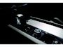 Volvo XC60 2.0 T6 Plug-in hybrid AWD Plus Bright | SOH-waarde 98% | Luchtvering | Verwarmde voorstoelen & Stuurwiel | Adaptieve Cruise Control | BLIS Dodehoekdetectie | Trekhaak semi elektrisch inklapbaar
