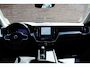 Volvo XC60 2.0 T6 Plug-in hybrid AWD Plus Bright | SOH-waarde 98% | Luchtvering | Verwarmde voorstoelen & Stuurwiel | Adaptieve Cruise Control | BLIS Dodehoekdetectie | Trekhaak semi elektrisch inklapbaar
