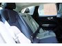 Volvo XC60 2.0 T6 Plug-in hybrid AWD Plus Bright | SOH-waarde 98% | Luchtvering | Verwarmde voorstoelen & Stuurwiel | Adaptieve Cruise Control | BLIS Dodehoekdetectie | Trekhaak semi elektrisch inklapbaar