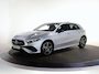 Mercedes-Benz A-klasse 250e Star Edition AMG Line | Multibeam | Panoramaschuifdak | Night | Stoelverwarming | Achteruitrijcamera | Apple Carplay/Android Auto |