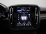 Volvo XC40 Recharge P8 AWD R-Design | Apple Carplay / Android Auto | Panoramadak | Parkeersensoren | Stoelverwarming | Stuurverwarming |