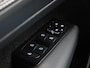 Volvo XC40 Recharge P8 AWD R-Design | Apple Carplay / Android Auto | Panoramadak | Parkeersensoren | Stoelverwarming | Stuurverwarming |
