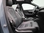 Volvo XC40 Recharge P8 AWD R-Design | Apple Carplay / Android Auto | Panoramadak | Parkeersensoren | Stoelverwarming | Stuurverwarming |