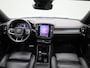 Volvo XC40 Recharge P8 AWD R-Design | Apple Carplay / Android Auto | Panoramadak | Parkeersensoren | Stoelverwarming | Stuurverwarming |