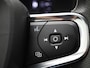 Volvo XC40 Recharge P8 AWD R-Design | Apple Carplay / Android Auto | Panoramadak | Parkeersensoren | Stoelverwarming | Stuurverwarming |