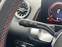 Mercedes-Benz GLB 200 163PK AMG-LINE AUTOMAAT / NAVI / LEDER / CLIMA / FULL-LED / PDC / 19" LMV / PANO. DAK / CAMERA / KEYLESS / ALCANTARA / WINTERPAKKET !!