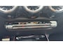 Mercedes-Benz GLB 200 163PK AMG-LINE AUTOMAAT / NAVI / LEDER / CLIMA / FULL-LED / PDC / 19" LMV / PANO. DAK / CAMERA / KEYLESS / ALCANTARA / WINTERPAKKET !!