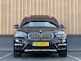 BMW X1 sDrive20i Orange Edition III | Dealer Onderhouden | Origineel Nederlands | NAP | Panoramadak | Harman Kardon | Rijmodus Regeling |  Camera Achter |