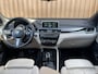 BMW X1 sDrive20i Orange Edition III | Dealer Onderhouden | Origineel Nederlands | NAP | Panoramadak | Harman Kardon | Rijmodus Regeling |  Camera Achter |