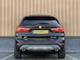 BMW X1 sDrive20i Orange Edition III | Dealer Onderhouden | Origineel Nederlands | NAP | Panoramadak | Harman Kardon | Rijmodus Regeling |  Camera Achter |