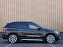 BMW X1 sDrive20i Orange Edition III | Dealer Onderhouden | Origineel Nederlands | NAP | Panoramadak | Harman Kardon | Rijmodus Regeling |  Camera Achter |